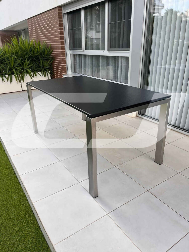 MESA EN ACERO INOXIDABLE