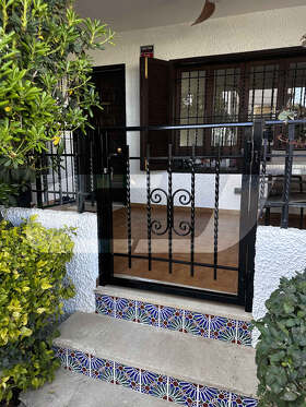 PUERTA DE JARDIN