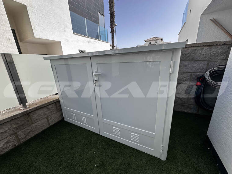 TRASTERO DE ALUMINIO A MEDIDA