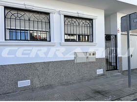 REJAS Y PUERTA MODELO 